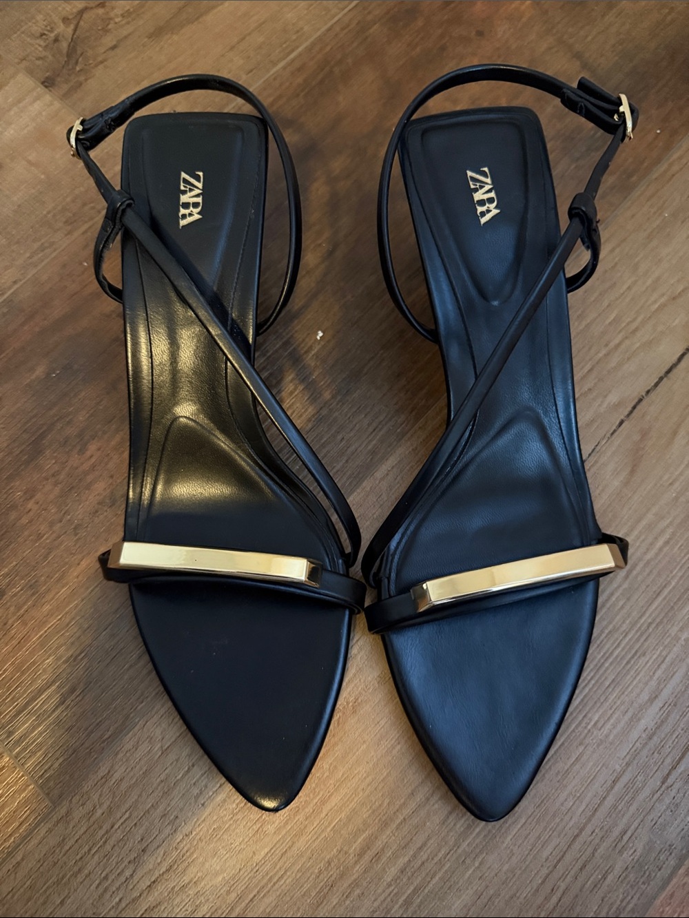 Zara Black Strappy Sandals with Gold Bar Detail - Picture 2 of 2